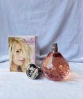 Dazzle de Paris Hilton