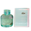 Esta loción es Eau de Lacoste L.12.12 Pour Elle Natural de Lacoste