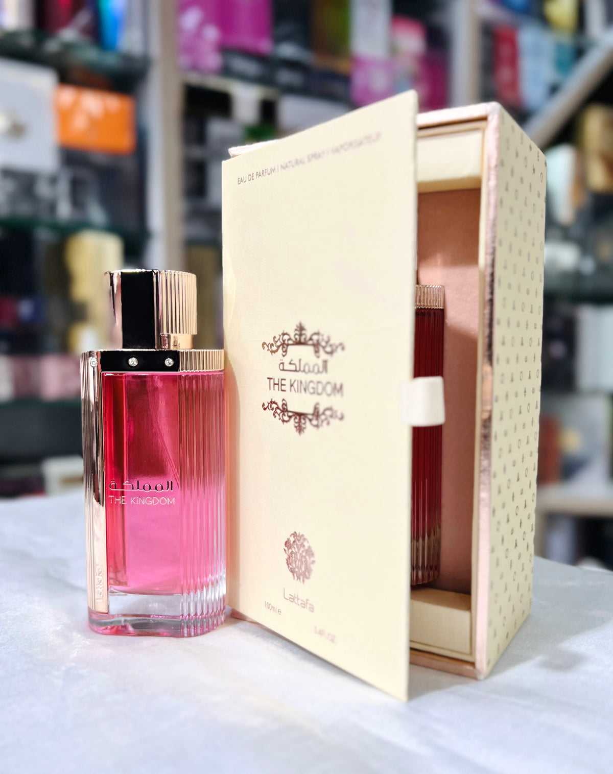 The Kingdom for Women de Lattafa Perfumes